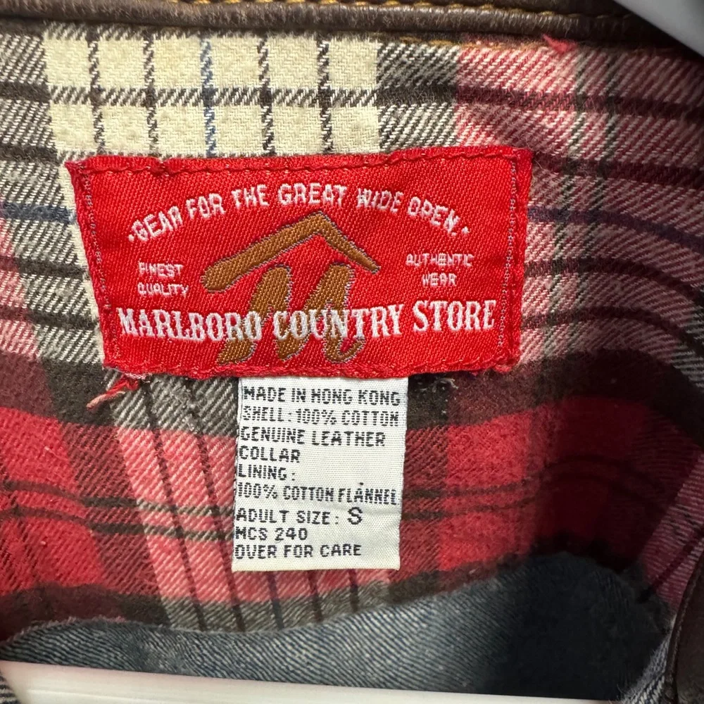 Marlboro Vintage Denim Jacket with Brown Collar - Picture 3 of 3